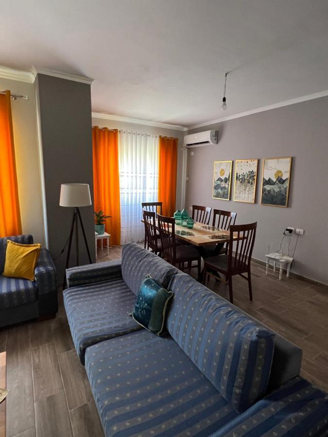 Rent Room Vlora Extérieur photo